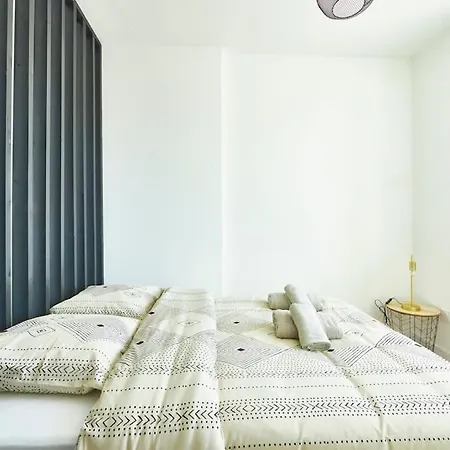 Bm-2 Entier F2 Au 2eme Etage -1 A 4 Pers