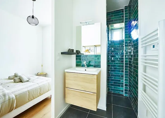 Sejour Chaleureux, Tram Au Pied, Wi-fi Rapide * مُلووز